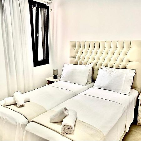 Alkestis Studios Lixouri Luaran gambar