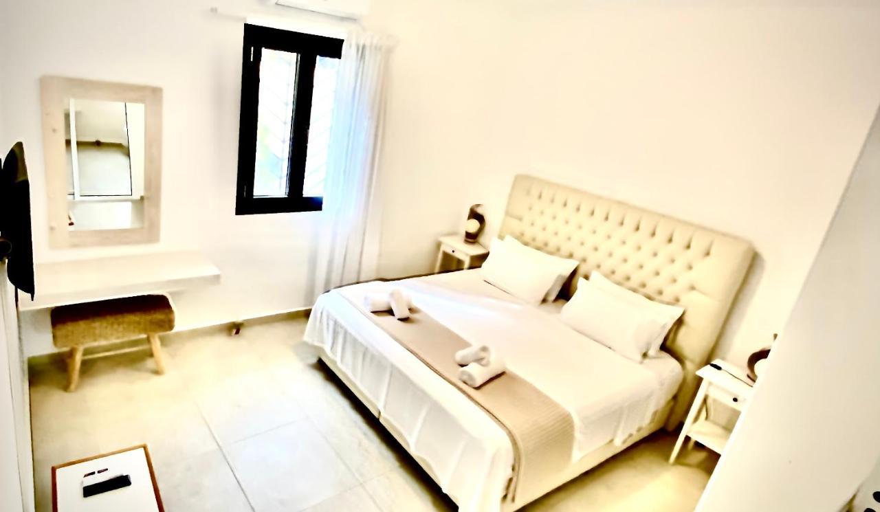 Alkestis Studios Lixouri Luaran gambar