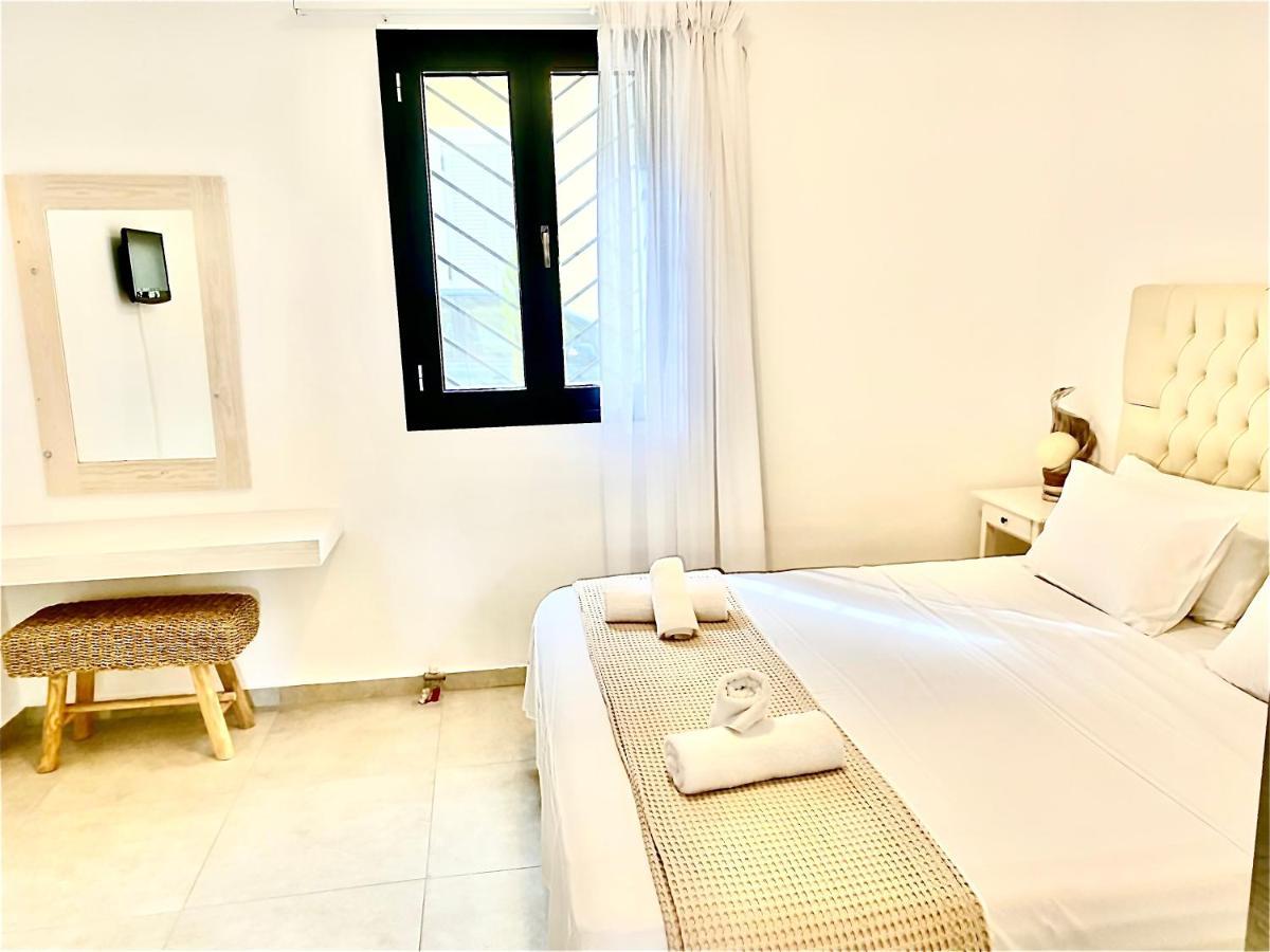 Alkestis Studios Lixouri Luaran gambar