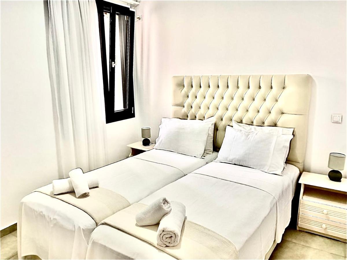 Alkestis Studios Lixouri Luaran gambar